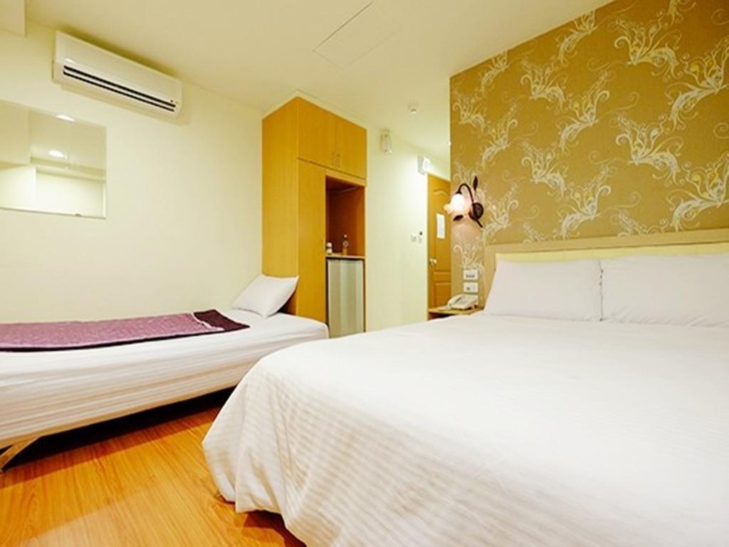 Green Park Commercial Hotel Tainan Oda fotoğraf
