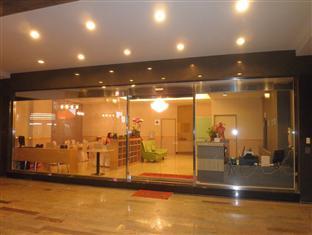 Green Park Commercial Hotel Tainan Dış mekan fotoğraf