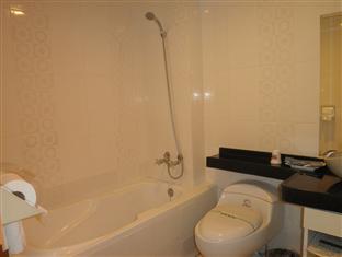Green Park Commercial Hotel Tainan Dış mekan fotoğraf